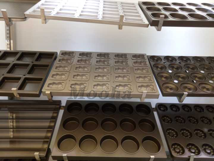 Commerecial Hot Dog Roll Tray Biscuit Bakery Bun Accessories Baking Pan Bakery Tools Non Stick Baking Tray Aluminum Bread Bakeware