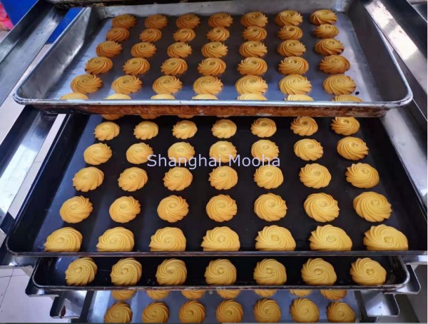 201 Stainless Steel Economic Type 32 Pans Electric Gas Diesel Oil Rotary Oven Bread Cake Cookies Meat Duck Baking Machine 